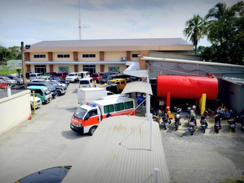 Big Daddy Hotel And Convention Center Butuan City Exterior photo