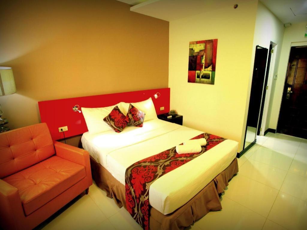 Big Daddy Hotel And Convention Center Butuan City Exterior photo