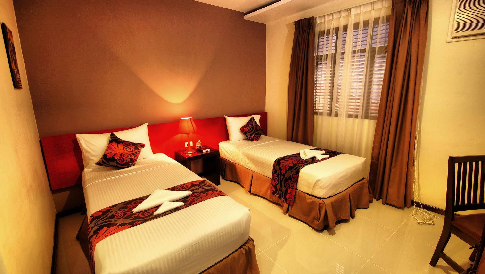 Big Daddy Hotel And Convention Center Butuan City Exterior photo