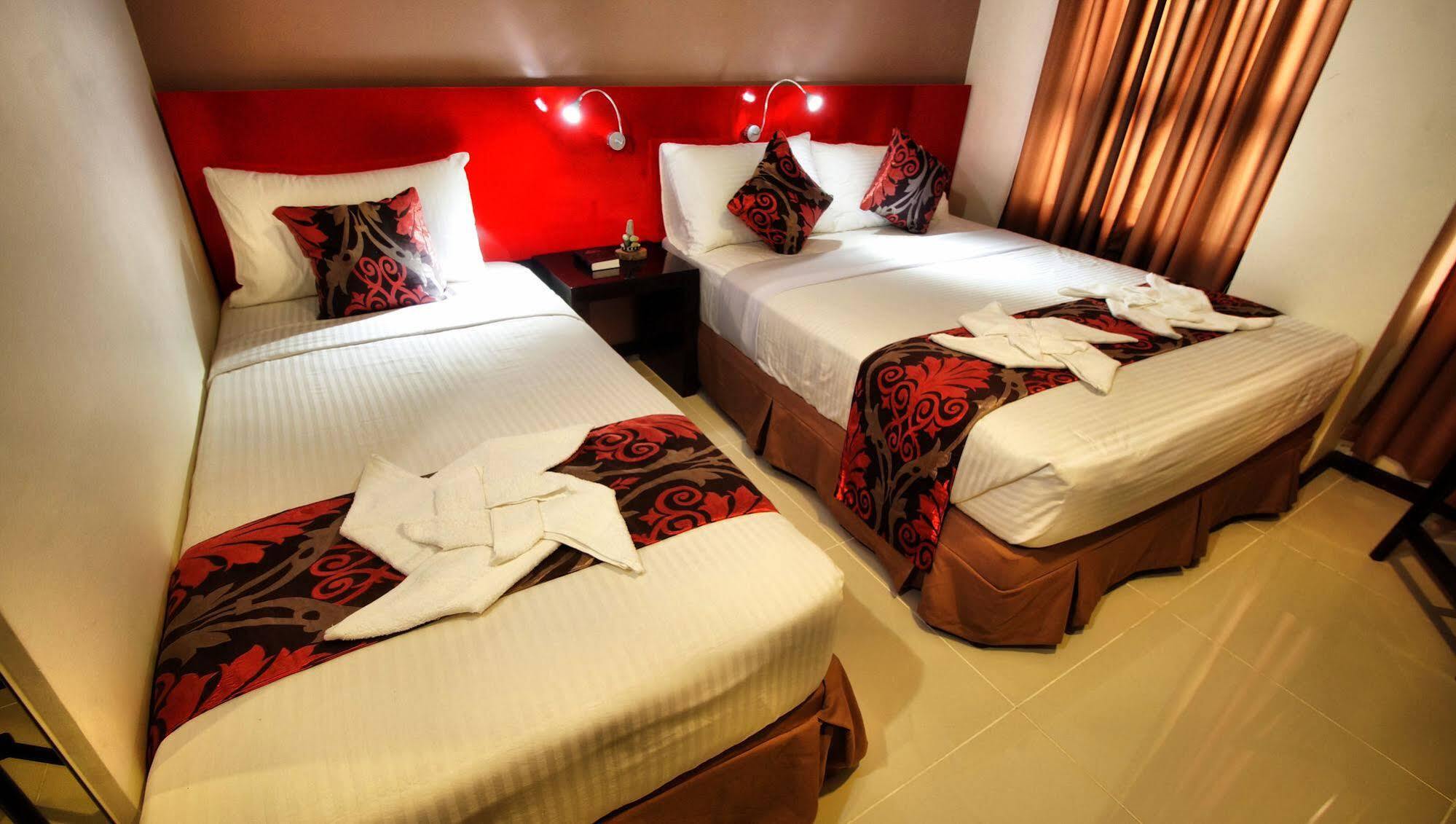 Big Daddy Hotel And Convention Center Butuan City Exterior photo